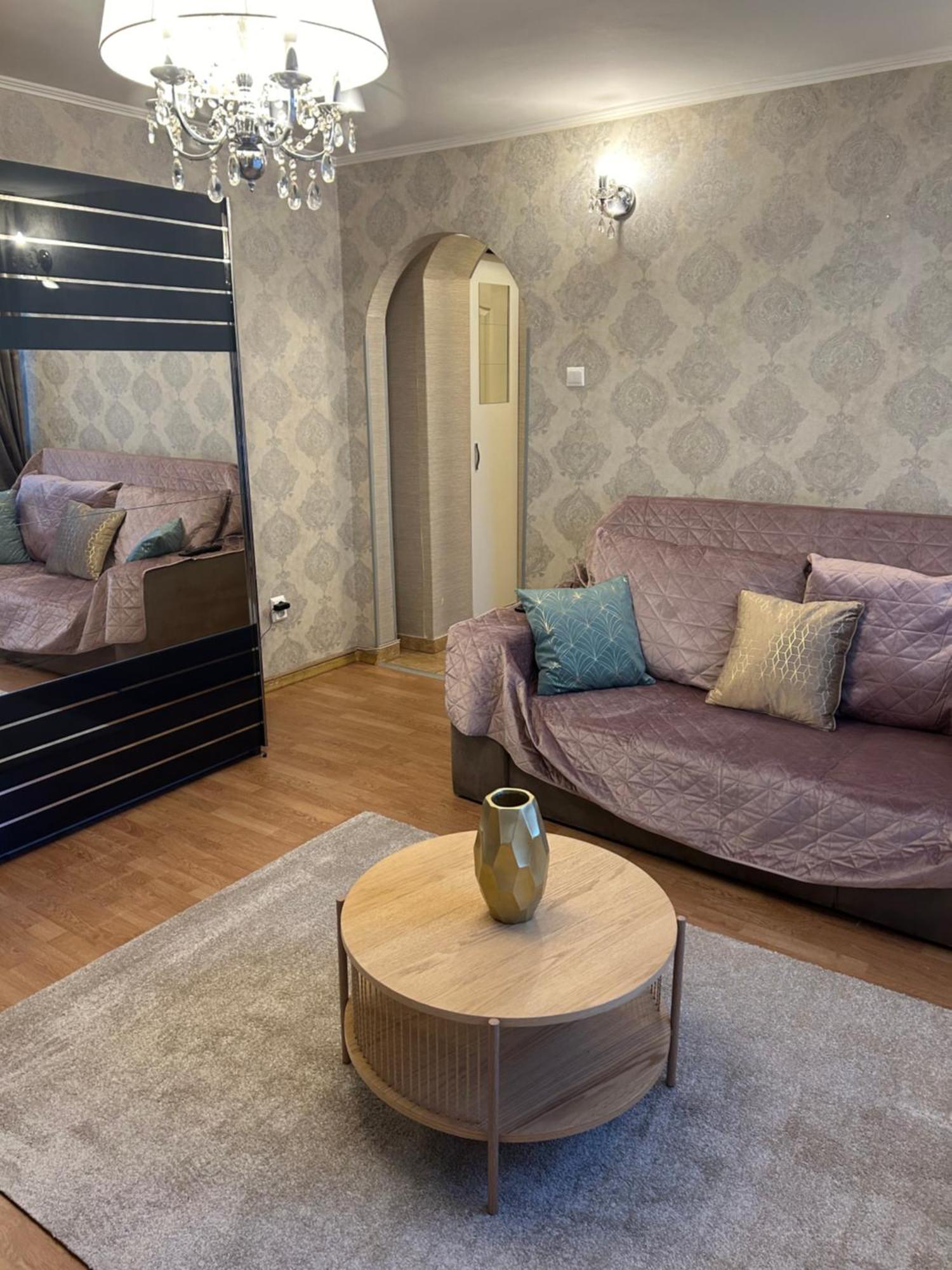 Little Paris Gare Du Nord Apartment Bukares Bagian luar foto