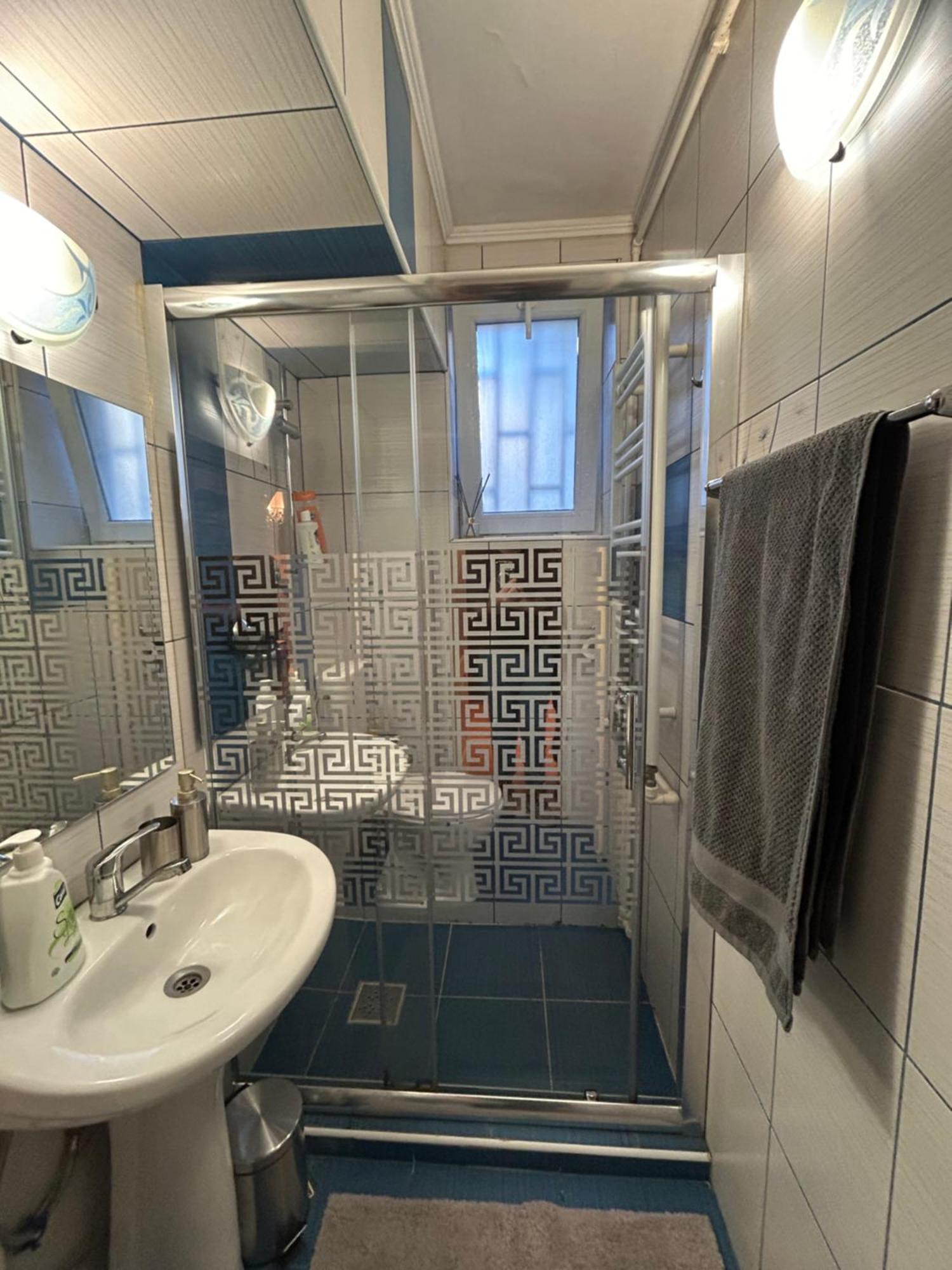 Little Paris Gare Du Nord Apartment Bukares Bagian luar foto